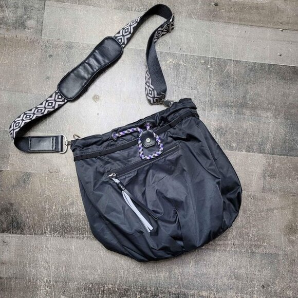 lululemon athletica Handbags - Lululemon handbag